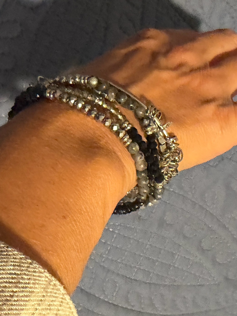 Source Unknown Silver and Black Layered Beaded Bracelet Set